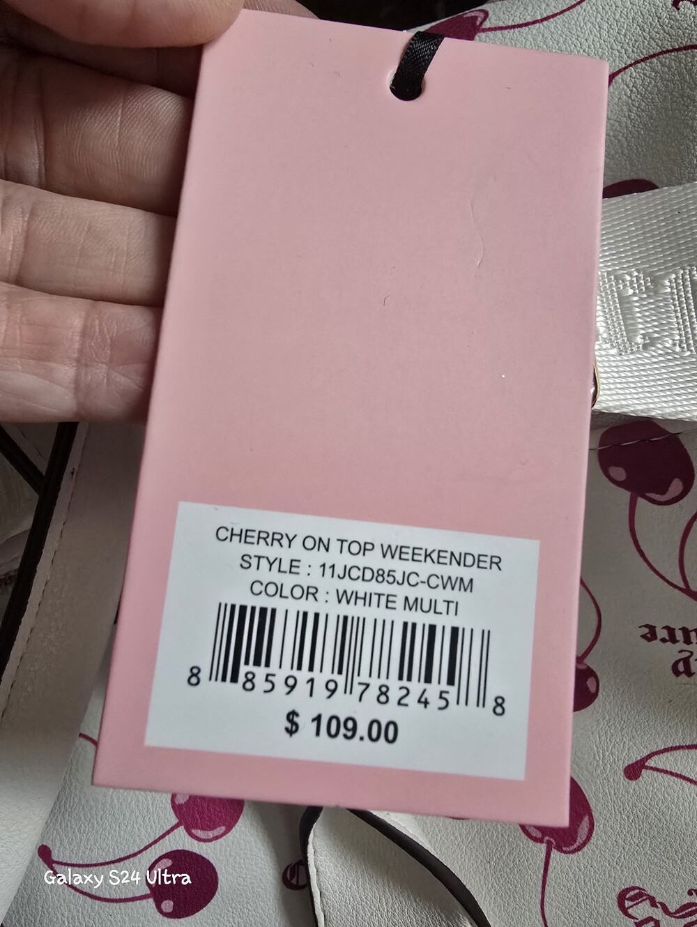 Juicy Couture Cherry on Top Weekender Duffle Bag NWT - Picture 6 of 9